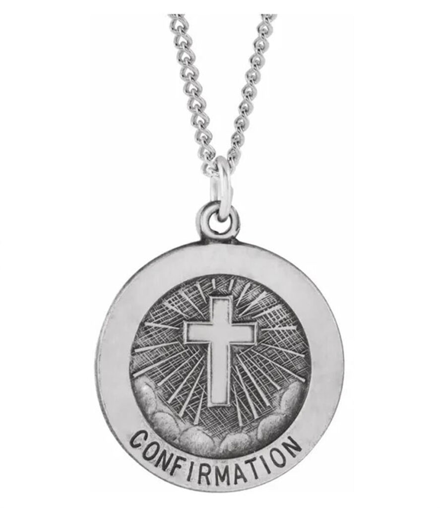 Elegant confirmation pendant featuring a cross and radiant light, perfect for spiritual celebrations.