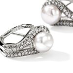 Luxurious pearl earrings with sparkling gemstones, perfect for elegant occasions and everyday wear.