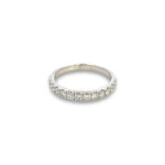 Elegant white gold ring with sparkling diamond gemstones, perfect for engagement or fashion.