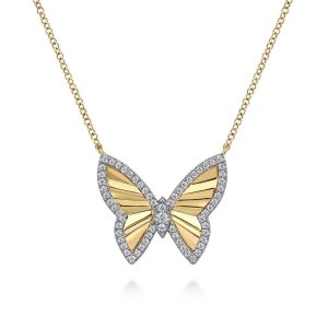 Elegant butterfly pendant necklace with diamonds and gold, perfect for any occasion.