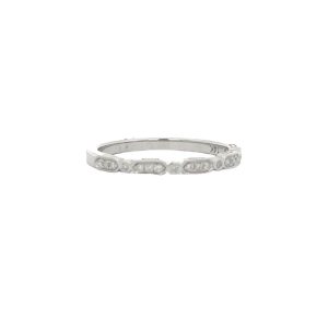Elegant 14K white gold ring with sparkling gemstones, perfect for any occasion.