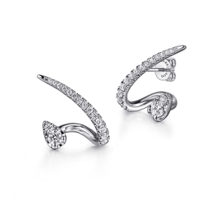 Elegant silver earrings with diamonds, featuring a modern design and sophisticated sparkle.