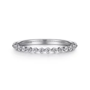 Devinne---14K-White-Gold-Single-Prong-Diamond-Anniversary-Band_AN15746W44JJ-1