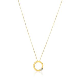Elegant yellow gold necklace with circular pendant and sparkling diamonds for timeless sophistication.