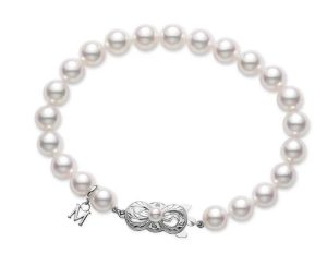 18Kt White Gold Pearl Strand Bracelet