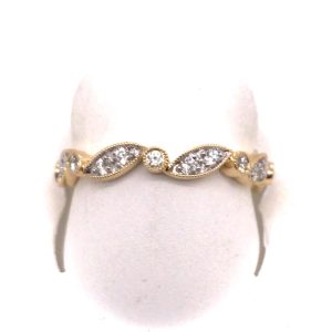 14K Yellow Gold Milgrain Edge Fancy Diamond Band